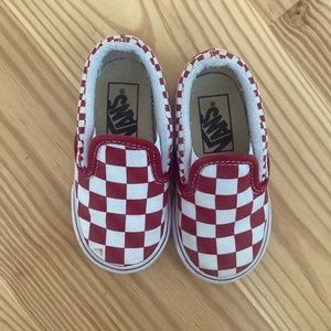 Toddler 5.5 red checkered pull-on VANS